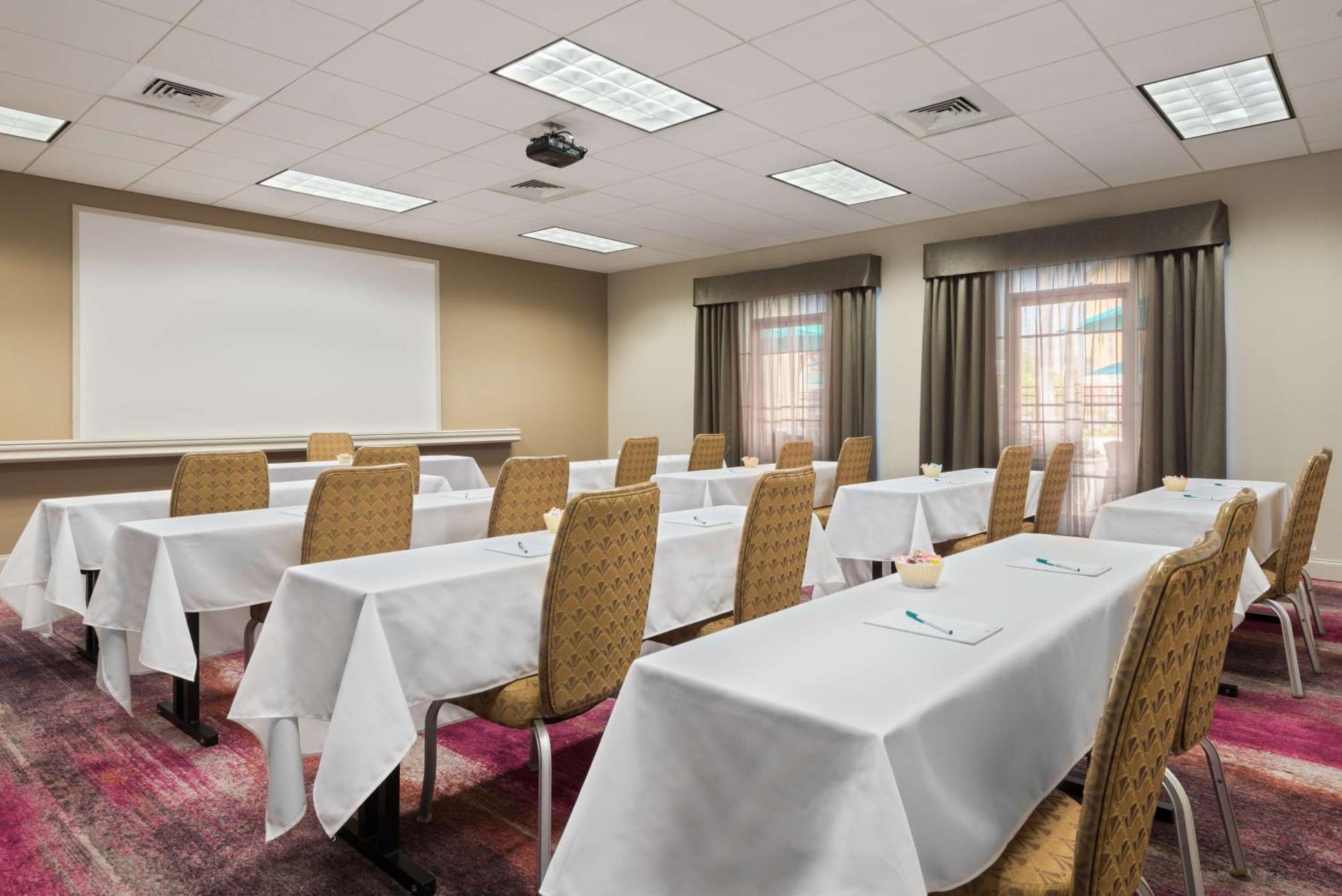 Homewood Suites By Hilton Orlando-Ucf Area Alafaya Exterior foto