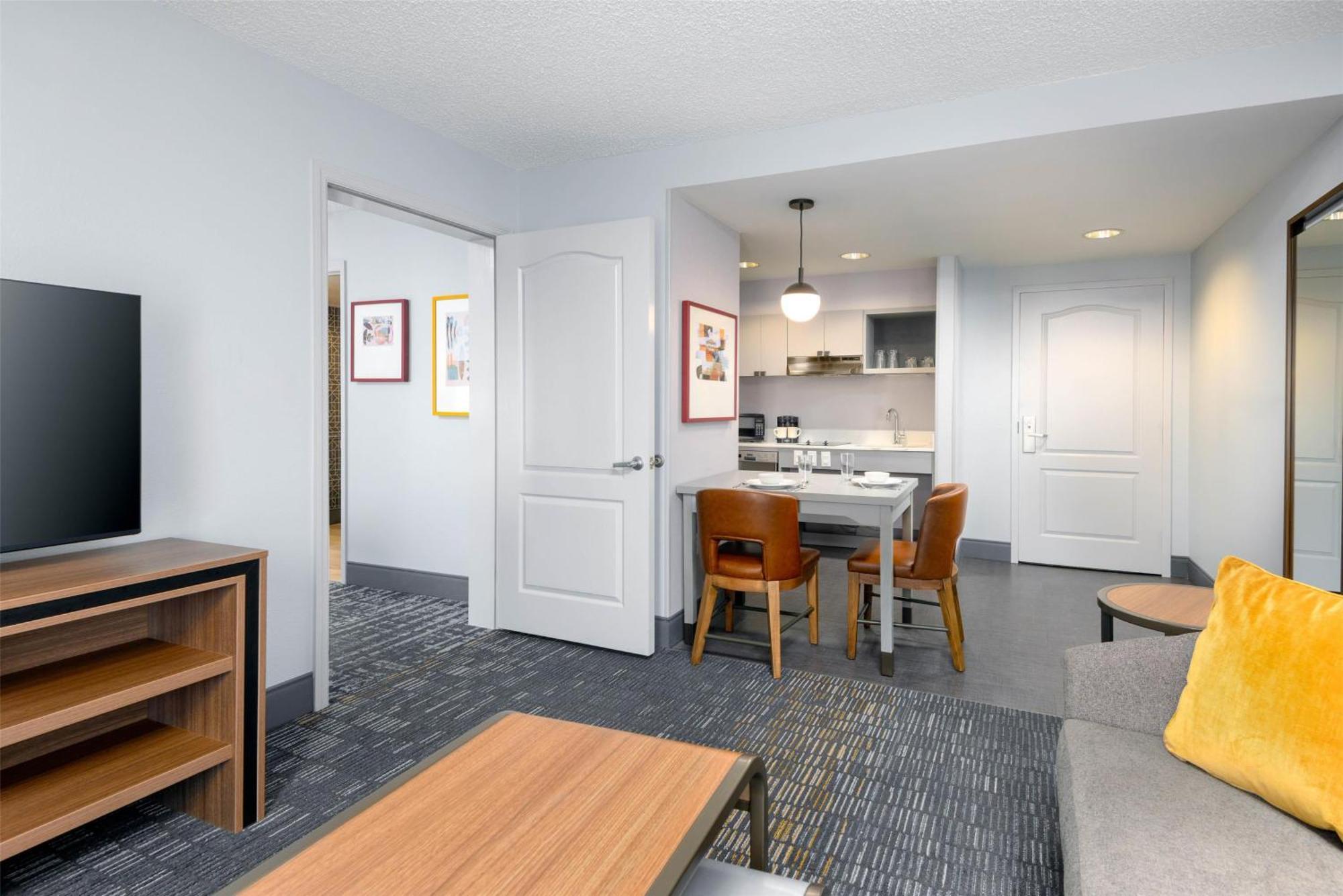 Homewood Suites By Hilton Orlando-Ucf Area Alafaya Exterior foto